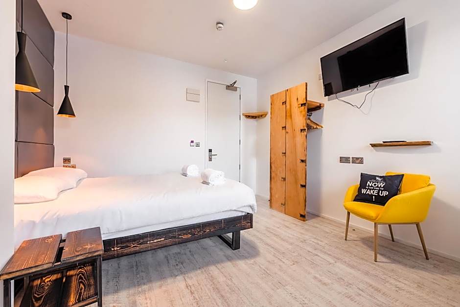 Cardiff Arms Bistro & Hotel