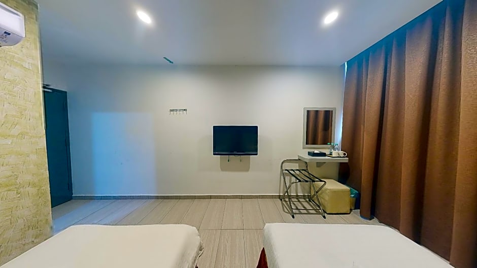 Hotel Zamburger Bukit Indah