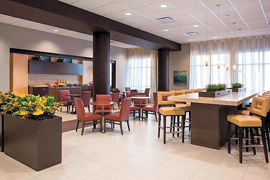 Residence Inn by Marriott Calgary South