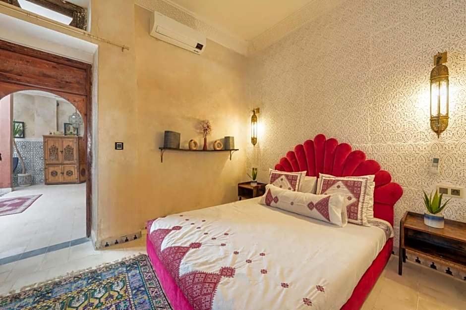 Riad 7 chambres - Petit dejeuner gratuit