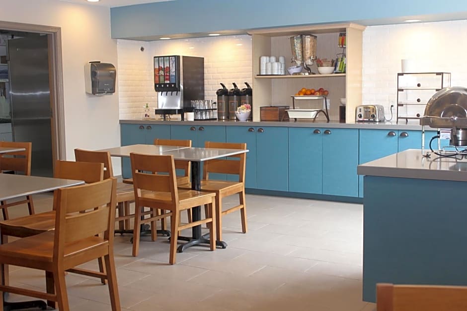Country Inn & Suites by Radisson, Nashville, TN