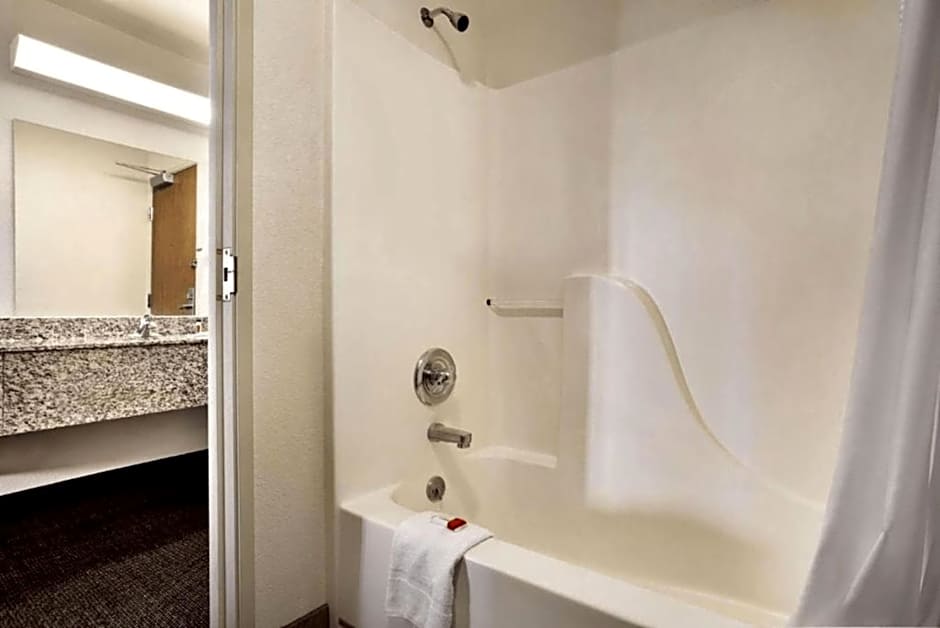 Travelodge by Wyndham Cheyenne