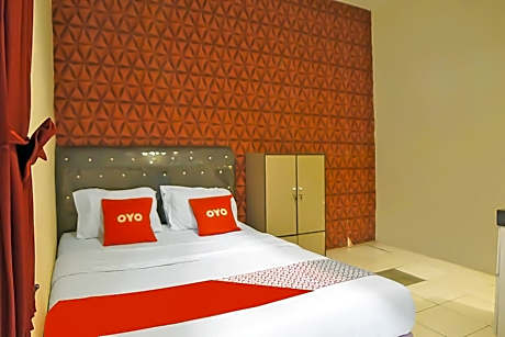 Hotel O N Guesthouse