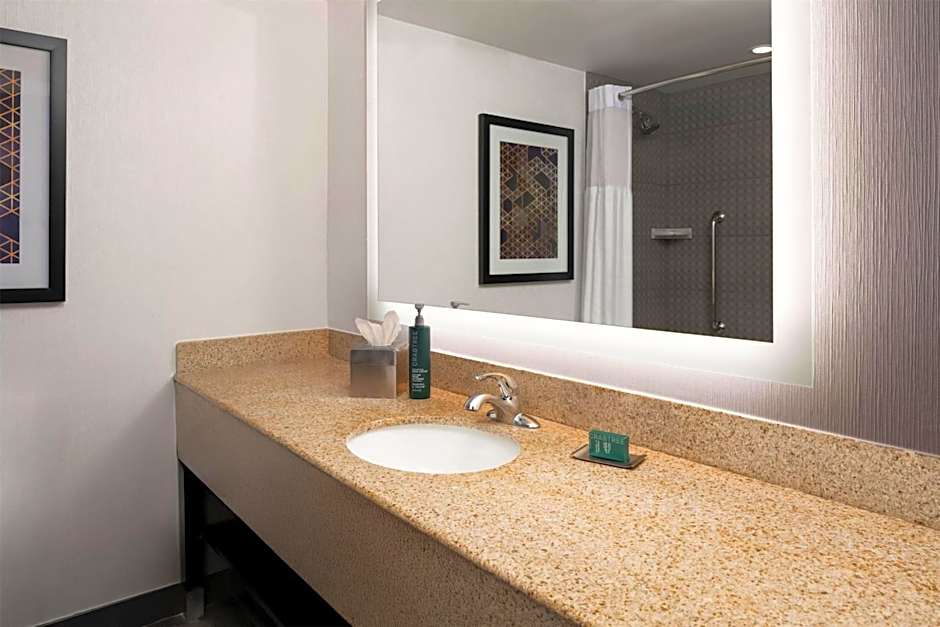 DoubleTree By Hilton Richmond-Midlothian