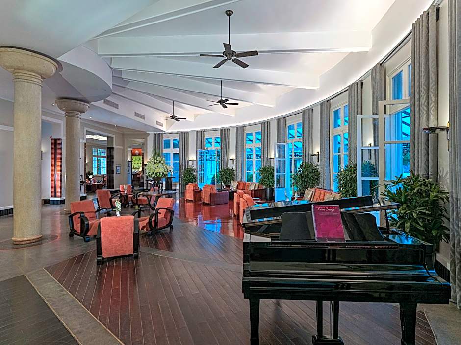 Azerai La Residence Hue