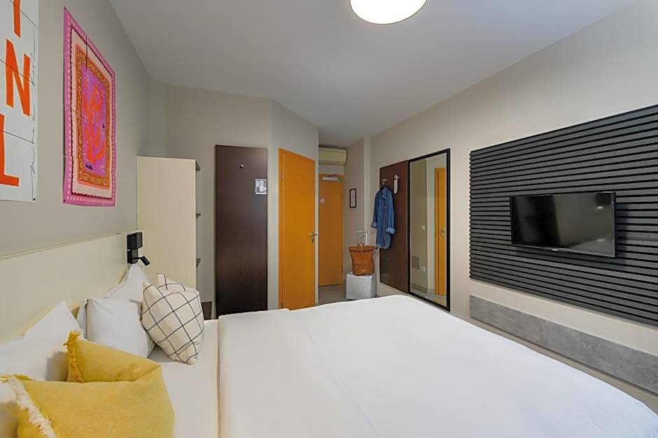 SleepinRoomz Boutique Hotel