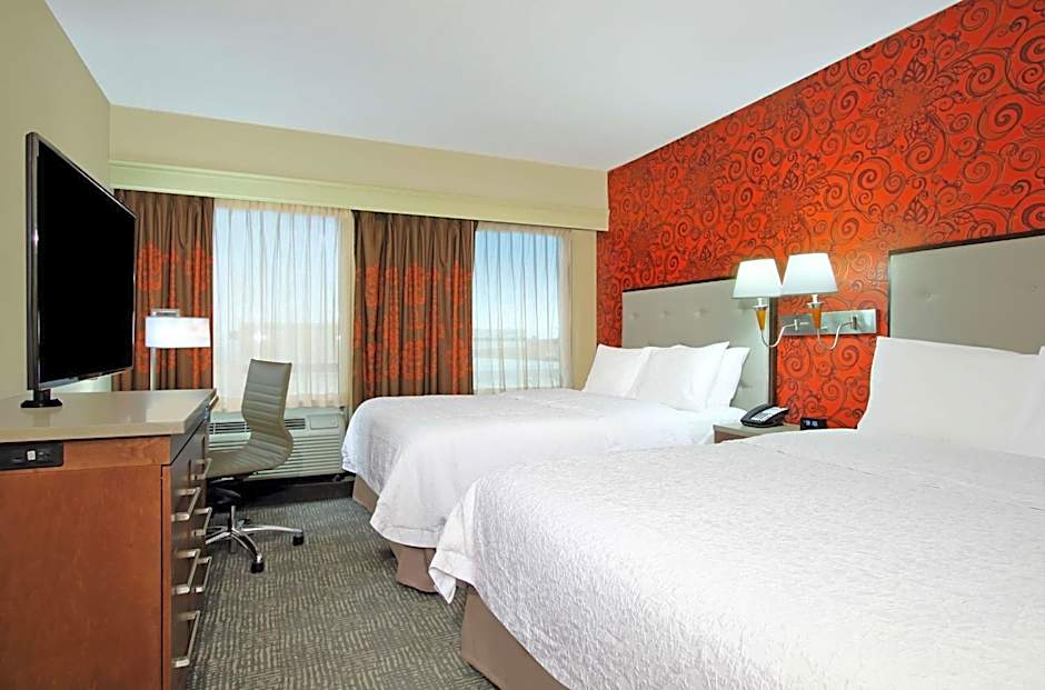 Hampton Inn By Hilton & Suites Columbus-Downtown