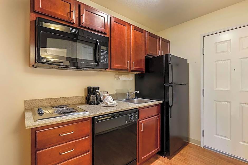MainStay Suites Fitchburg - Madison