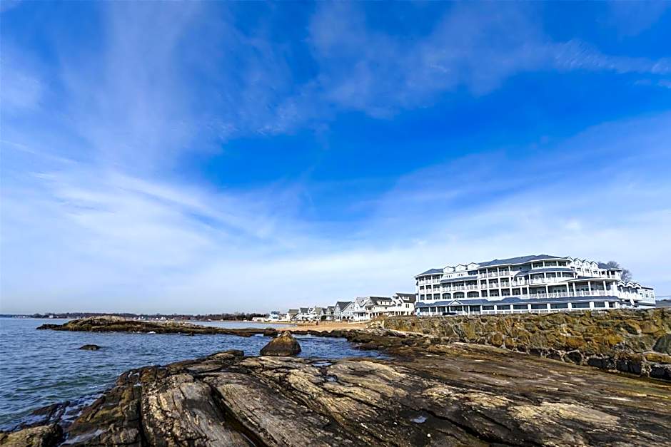 Madison Beach Hotel Curio Collection by Hilton