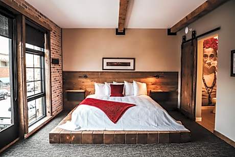 King Room with Balcony