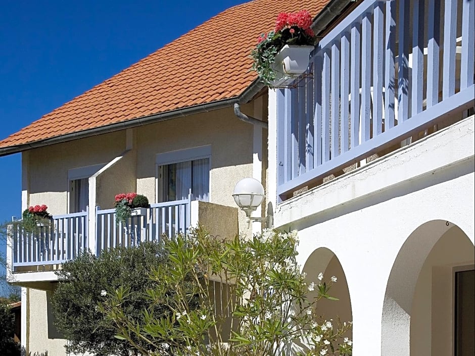 Logis Hotel les Vagues