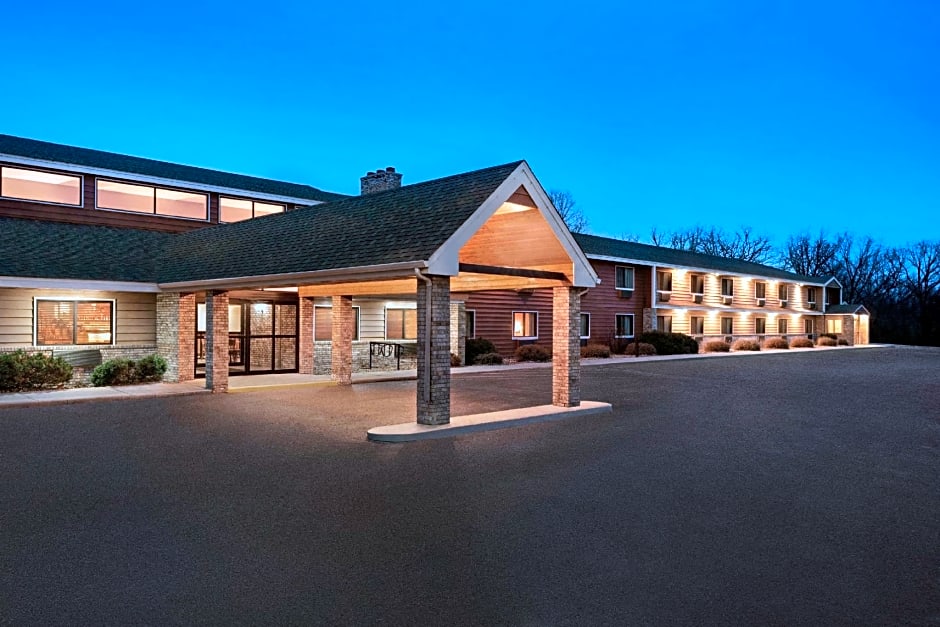 AmericInn by Wyndham Detroit Lakes