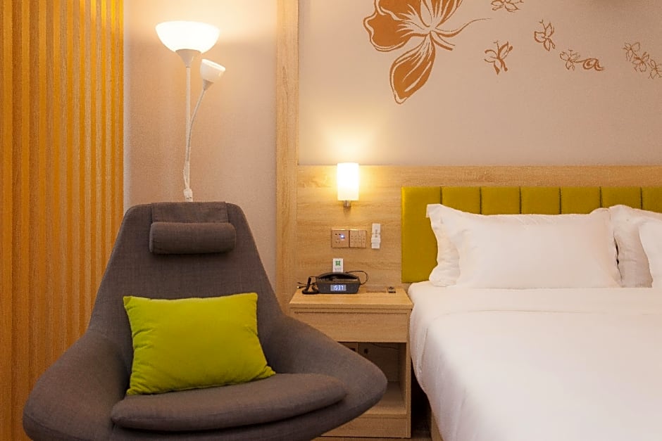 Ibis Styles Nantong Development Zone Shimao Plaza