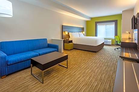 King Suite with Sofa Bed