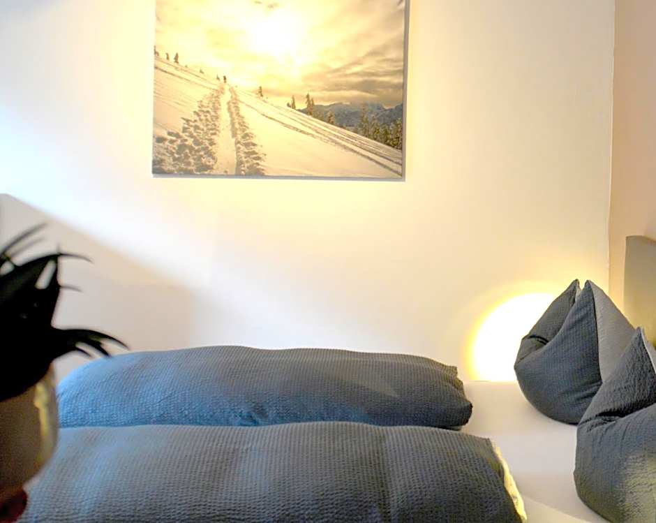 Pension Almhof Baumgarten