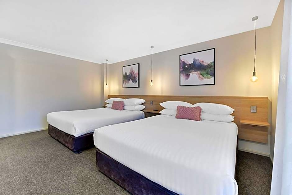 Central Caleula Motor Lodge