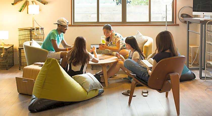 Light Hostel - Tainan