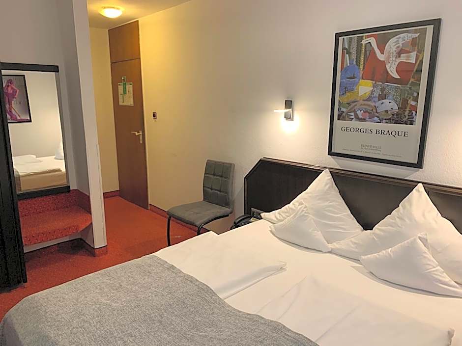 Hotel Nymphenburg City - München