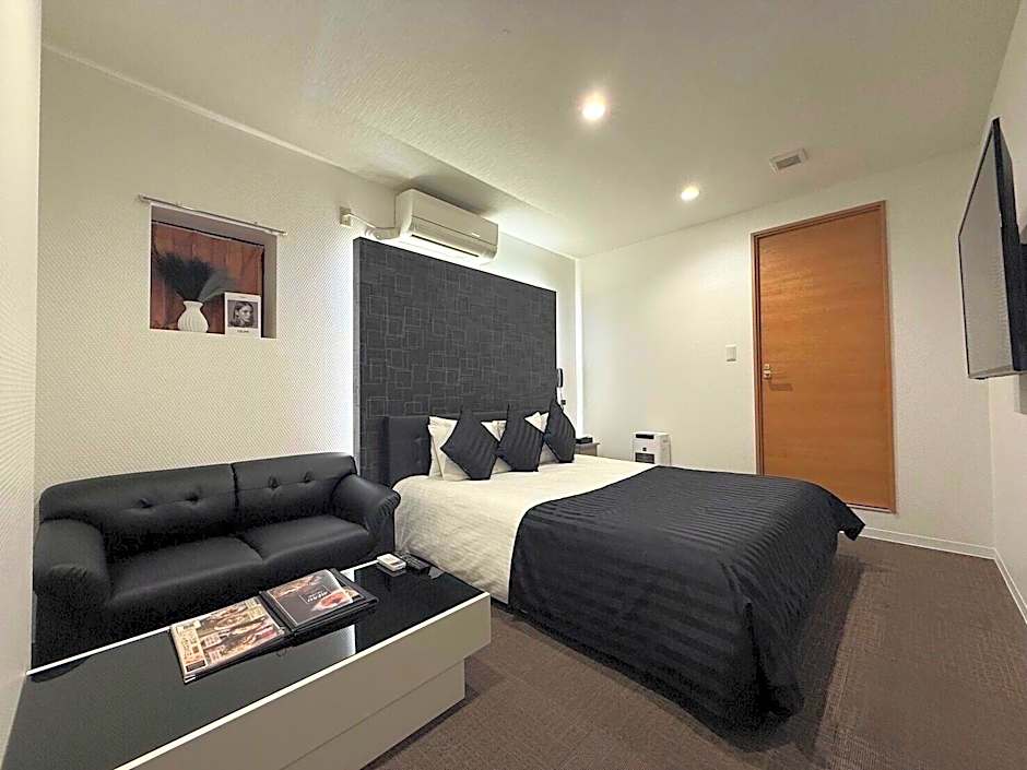 HOTEL BLAX