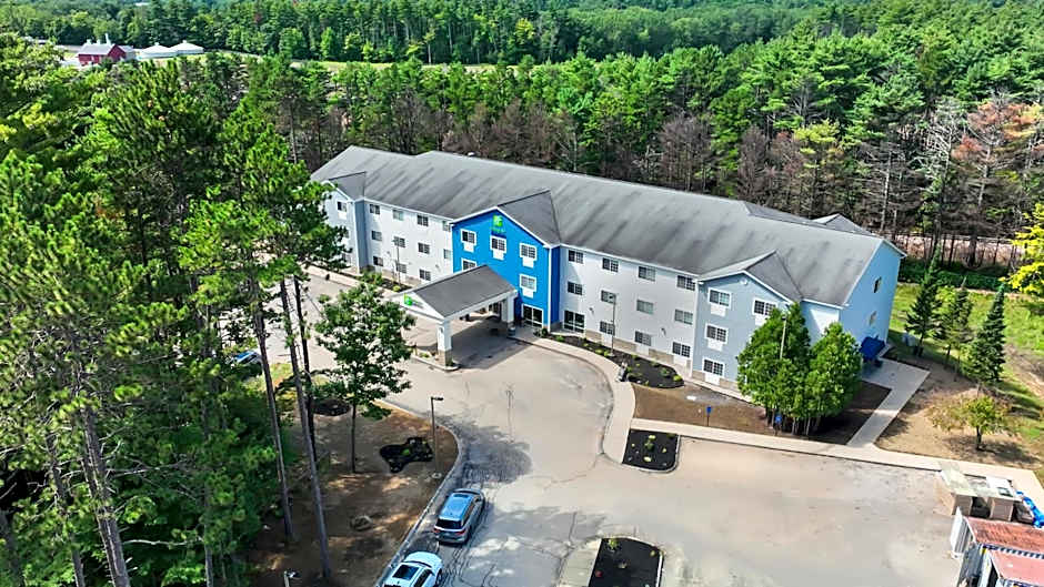 Holiday Inn Express & Suites North Conway, NH By IHG