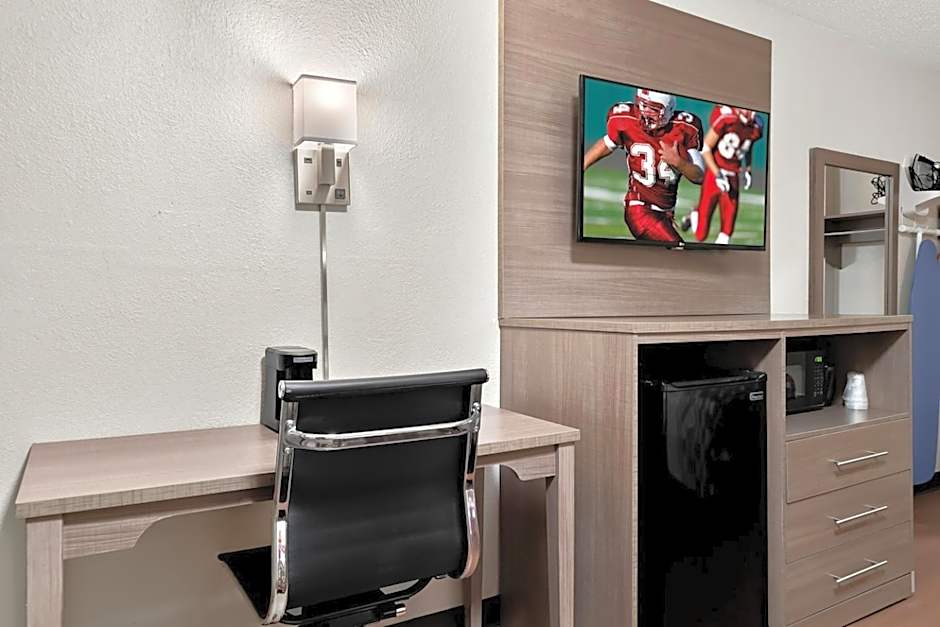 Red Roof Inn Auburn Hills