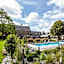Hotel de L'Abbaye Le Tronchet - Handwritten Collection