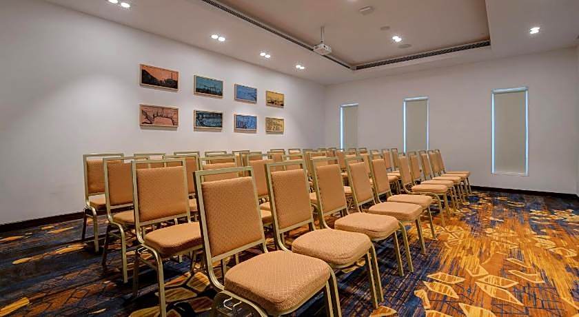 Courtyard by Marriott Surat