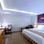 Zhongshan Louis Hotel