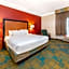 La Quinta Inn & Suites by Wyndham Usf (Near Busch Gardens)
