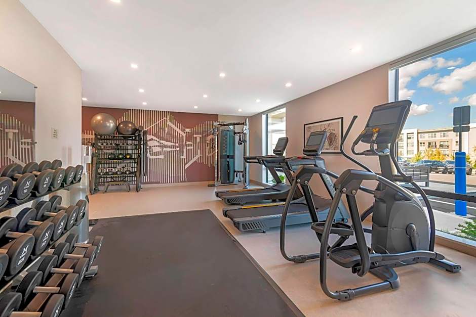 Cambria Hotel & Suites Plymouth