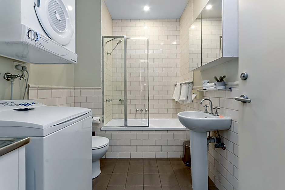 Launceston Central Apartment Hotel