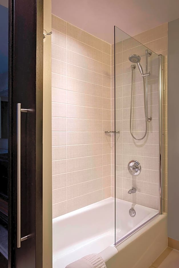 Courtyard by Marriott New York JFK Airport
