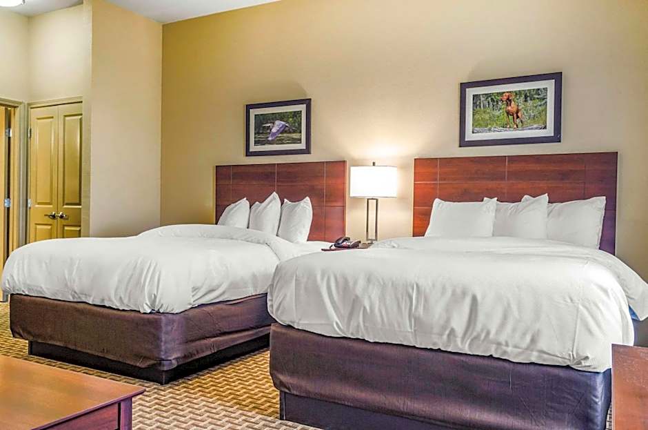 MainStay Suites Hackberry Sportsman's Lodge