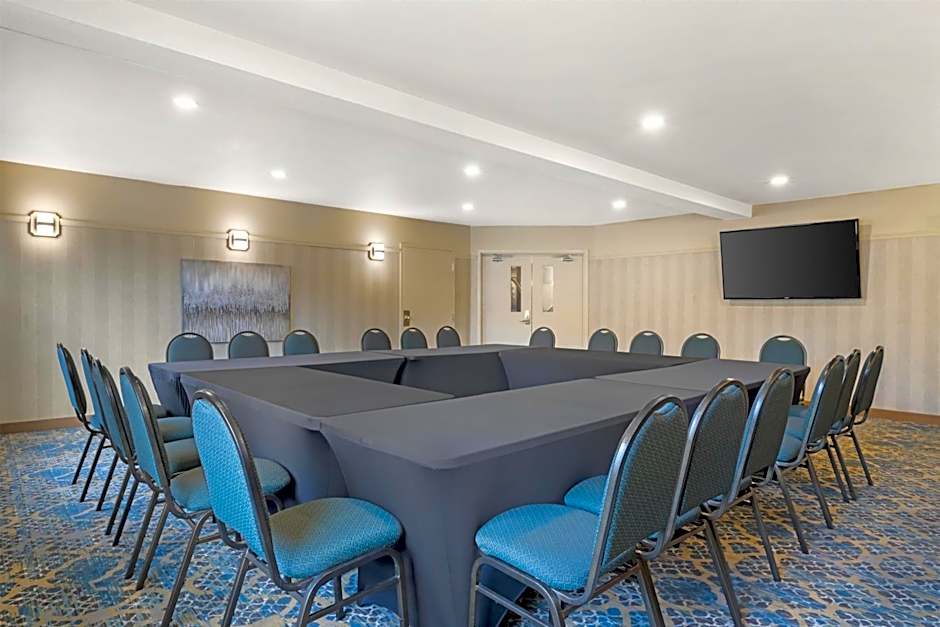 Best Western Plus Grand-Sault Hotel & Suites