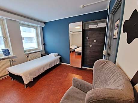 Quadruple Room with Shared Bathroom