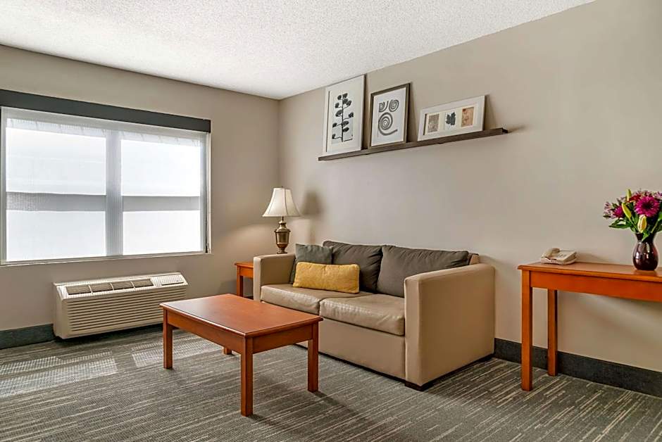 Country Inn & Suites by Radisson, Rossford - Toledo South