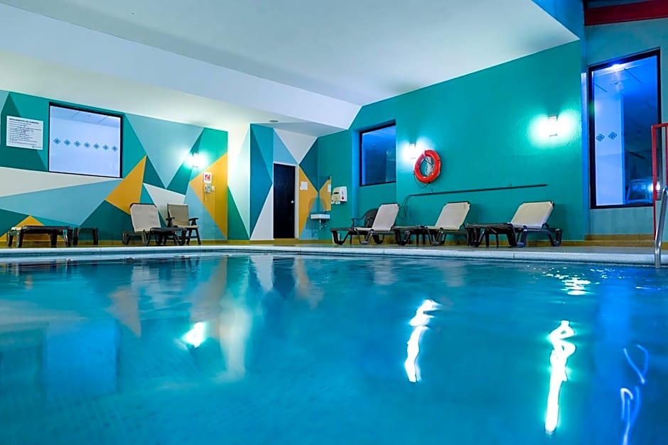 Excellence Express & Suites