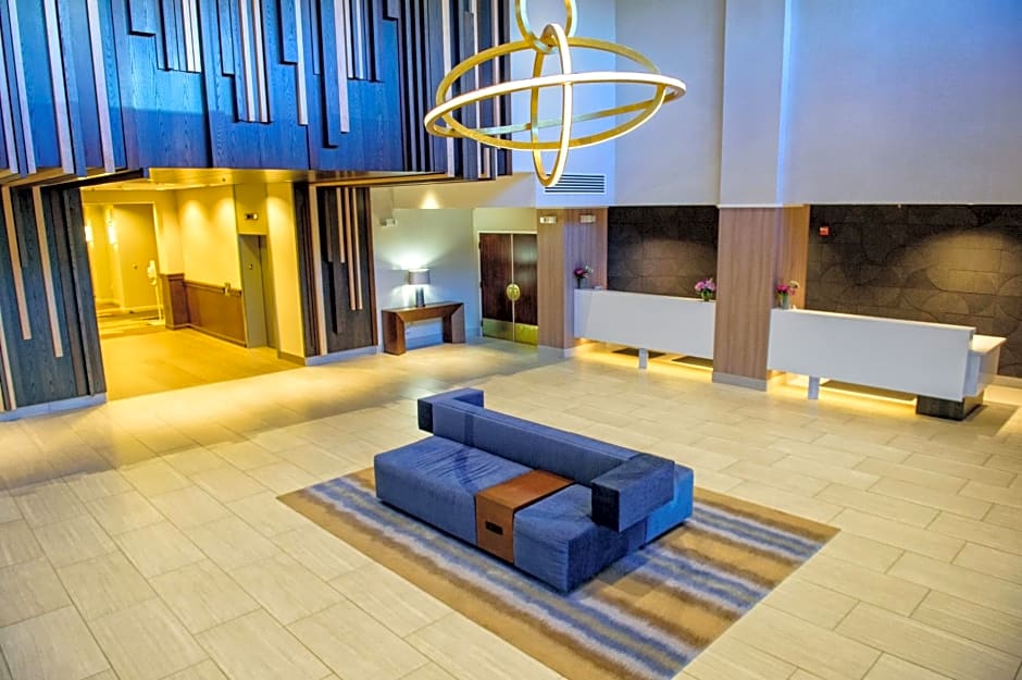 Crowne Plaza Dulles Airport By IHG