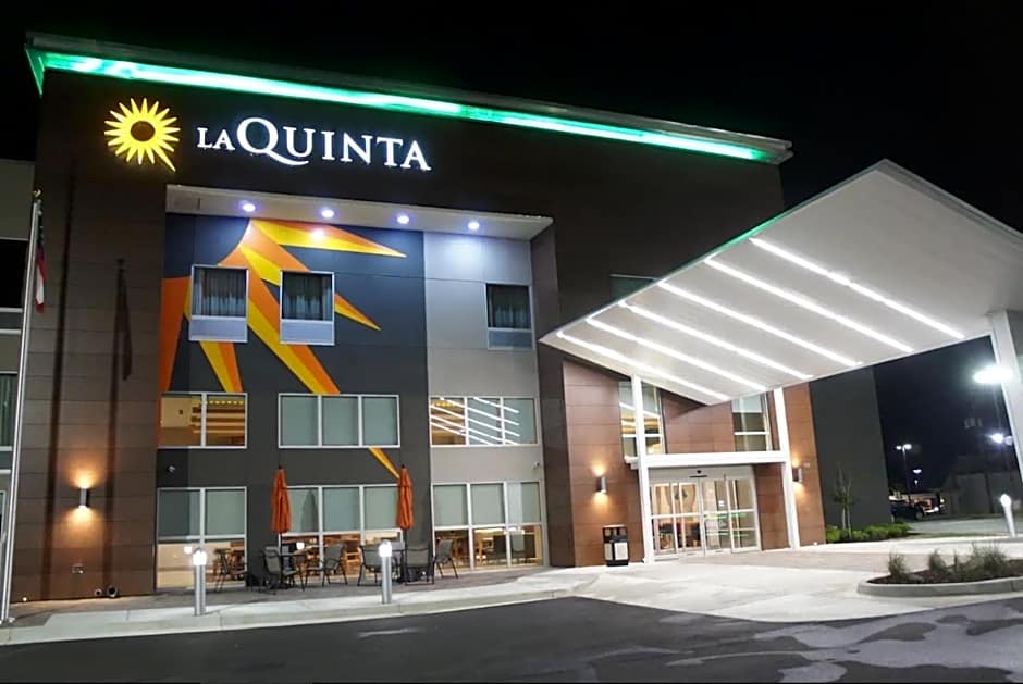 La Quinta Inn & Suites by Wyndham Perry