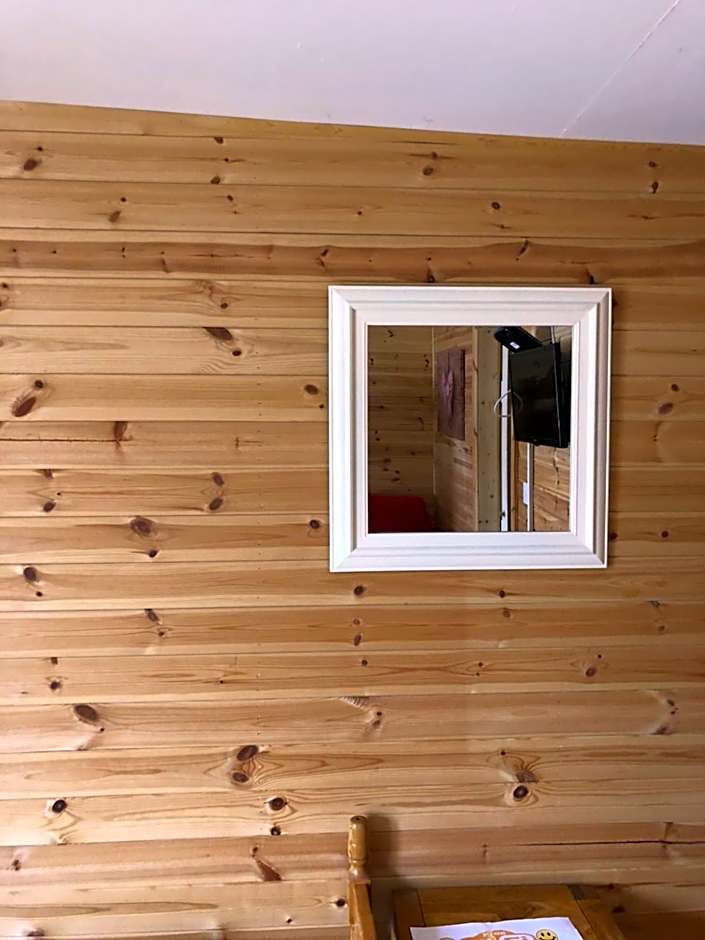 1 Lochness Rooms&Hostel