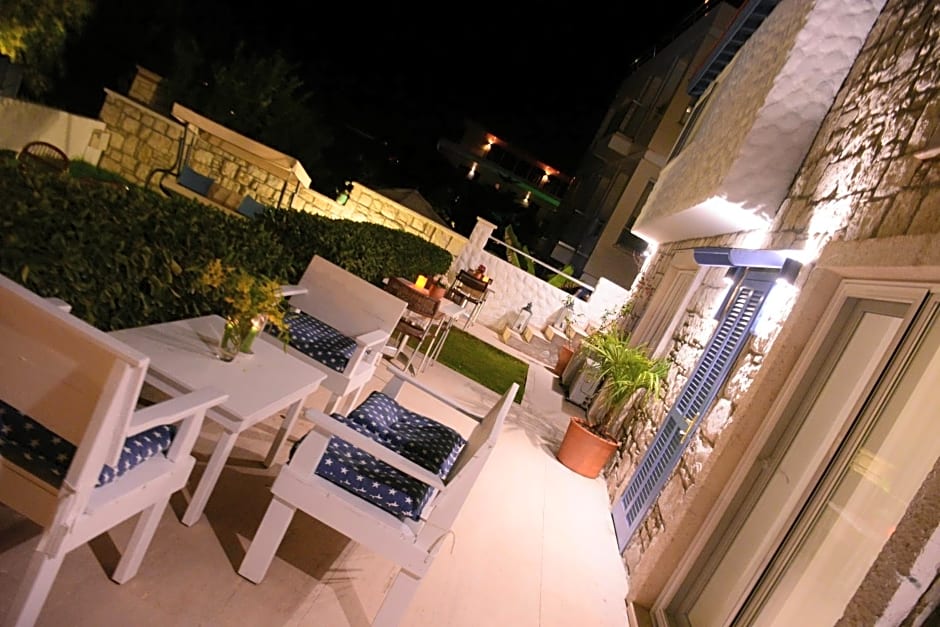 Tepe Hotel