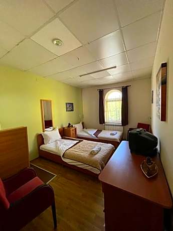 Twin Room with Shared Bathroom