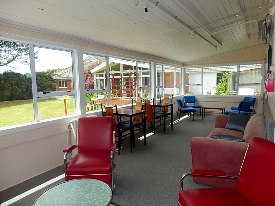 Thomas's Catlins Lodge and Camp Ground