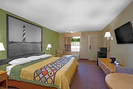 King Room - Non-Smoking