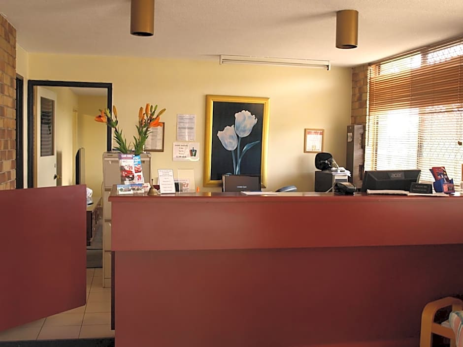 Lancaster Court Motel