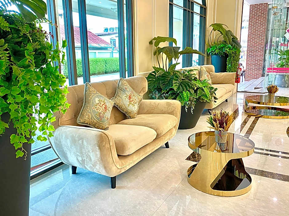 Banbua Grand Udon Hotel