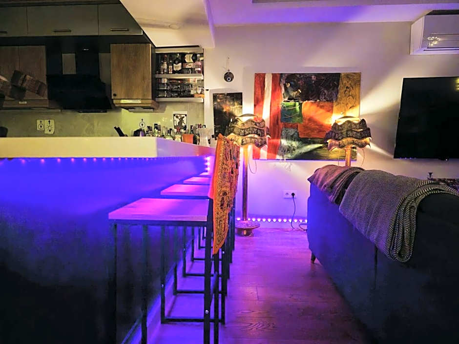 Lux&smart cozy house at the City Center and by the seaside also nearby to the tram stop