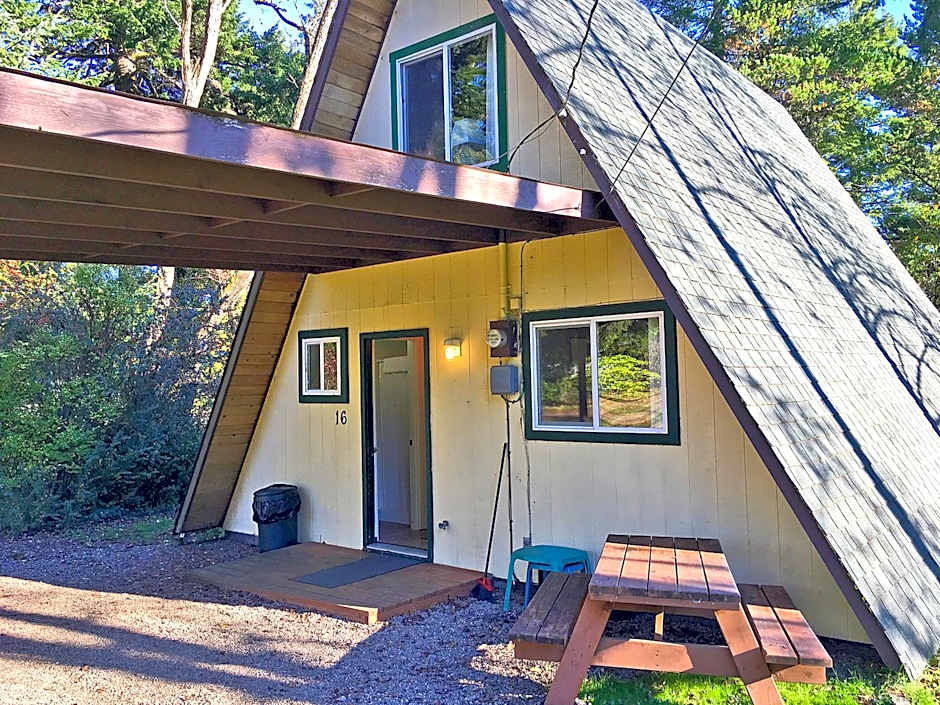 Park Motel and Cabins