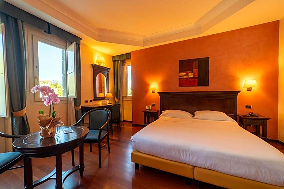 Hotel Teocrito