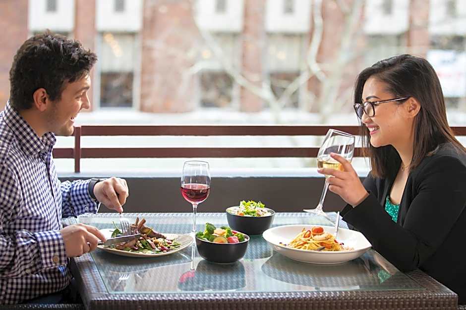 Hotel Ibis World Square